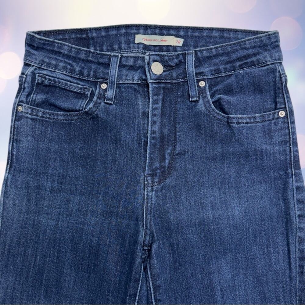 LEVI’s 721 Women’s 28 HIGH RISE SKINNY Blue Jeans